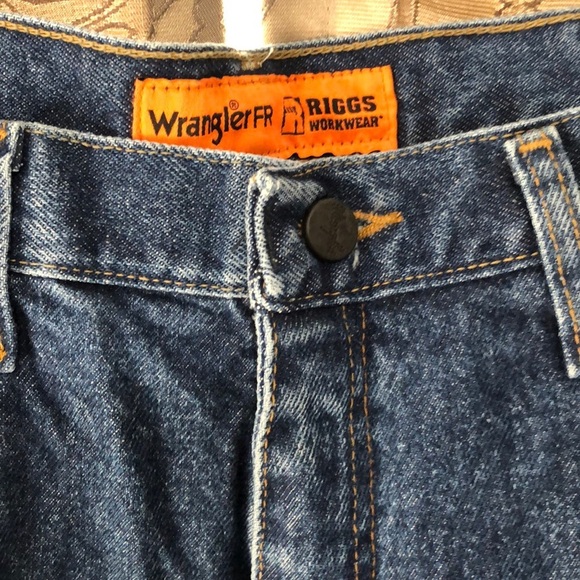 Riggs workwear by wrangler FR cargo jeans 36x34 - Picture 4 of 7